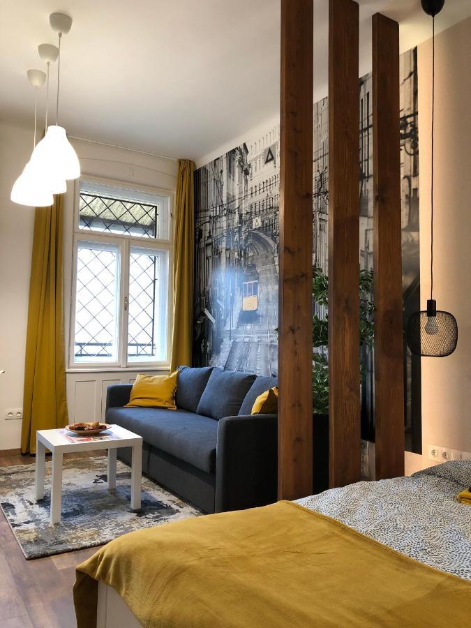 Downtown Station Apartment Budapest Exteriör bild